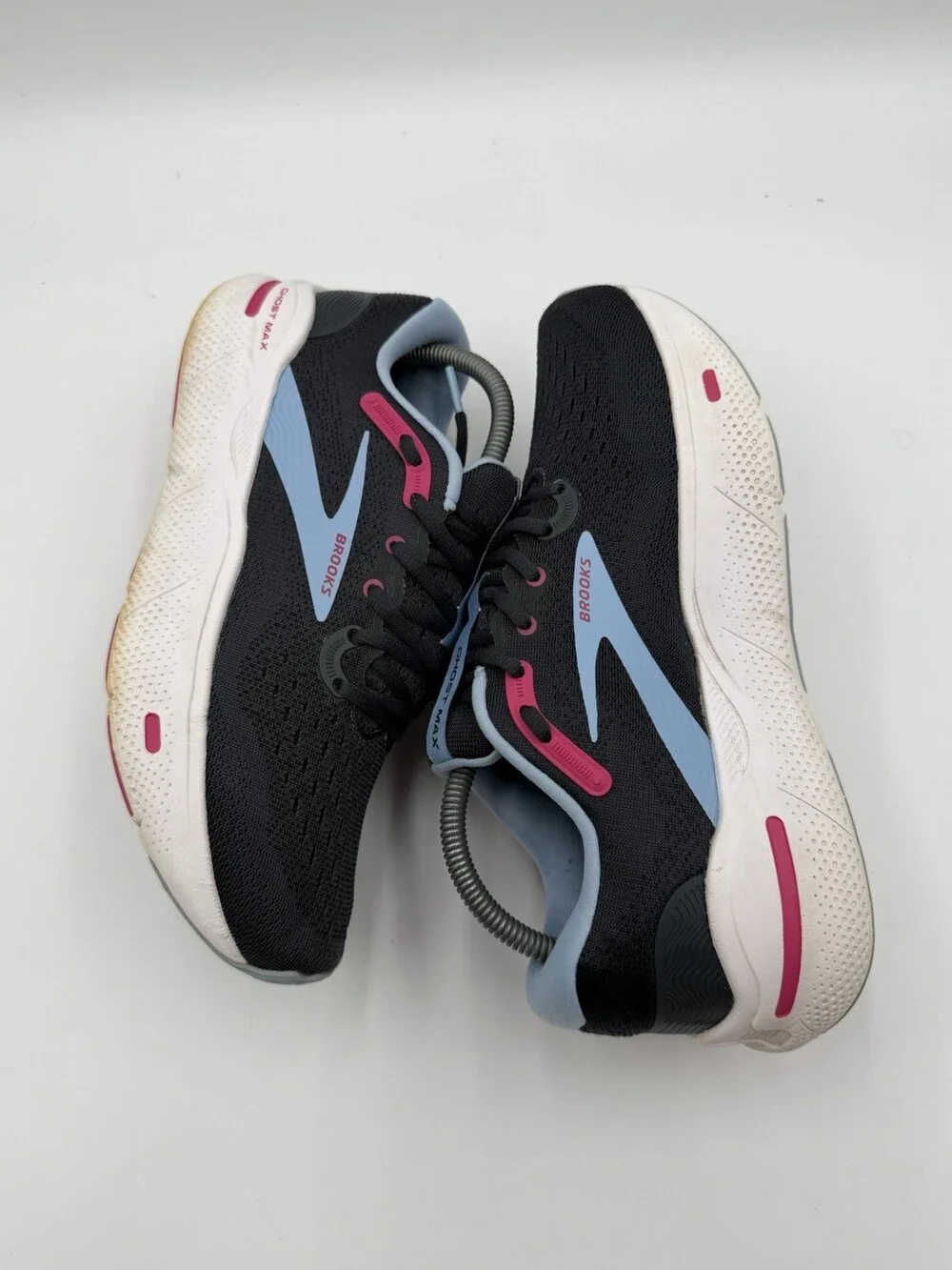 N/A brooks ghost